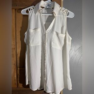 Express Portofino Sleeveless Button Front Tank – Cream – Size M